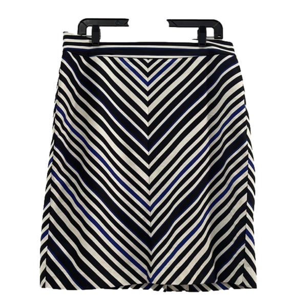Ann Taylor Dresses & Skirts - Ann Taylor black cream royal blue stripe summer skirt with full lining size 10